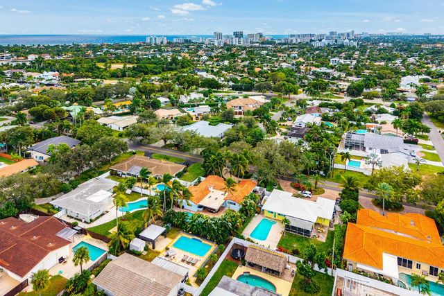 2081 NE 25th Street, Lighthouse Point, FL 33064