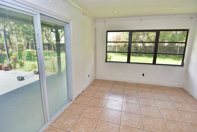 2117 SE East Dunbrooke Circle, Port St. Lucie, FL 34952