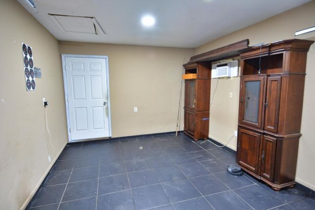 2117 SE East Dunbrooke Circle, Port St. Lucie, FL 34952
