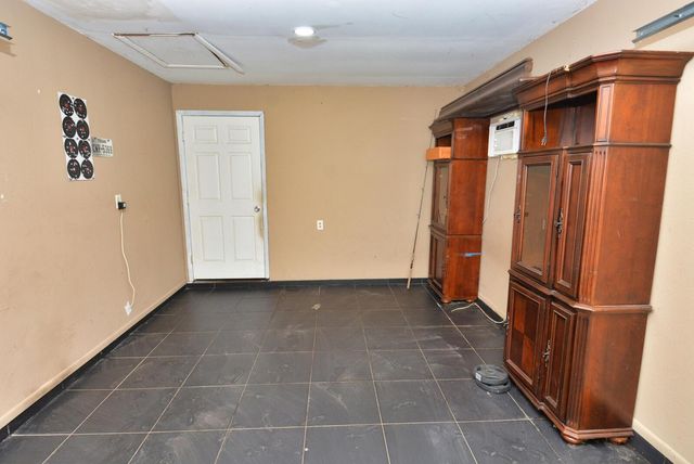2117 SE East Dunbrooke Circle, Port St. Lucie, FL 34952