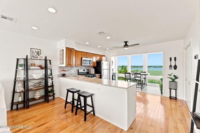 438 E Bay Avenue 3, Barnegat, NJ 08005