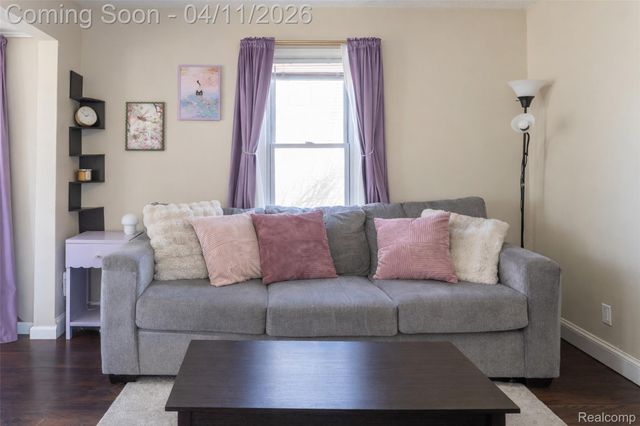 14415 Syracuse Street, Taylor, MI 48180