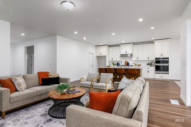 3793 N Costa Madera Way, Star, ID 83669