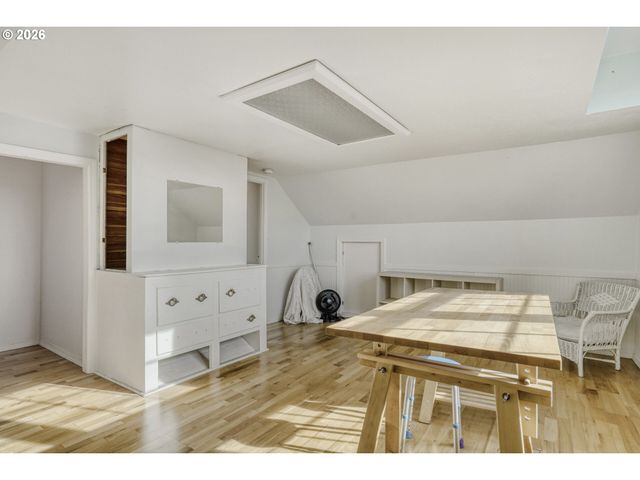 2280 EVERGREEN Ave Ne, Salem, OR 97301