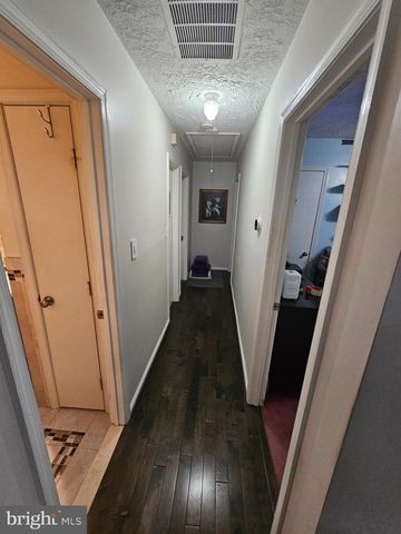 6405 WOODLAND RD, Suitland, MD 20746