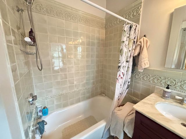 90 Central St, Somerville, MA 02143