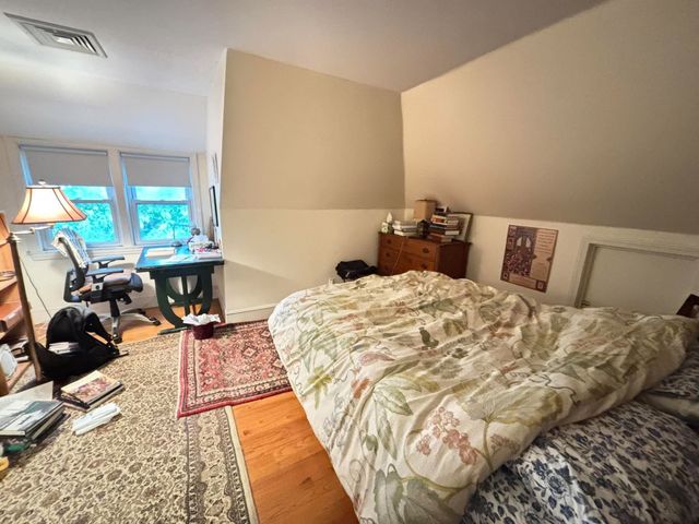 90 Central St, Somerville, MA 02143