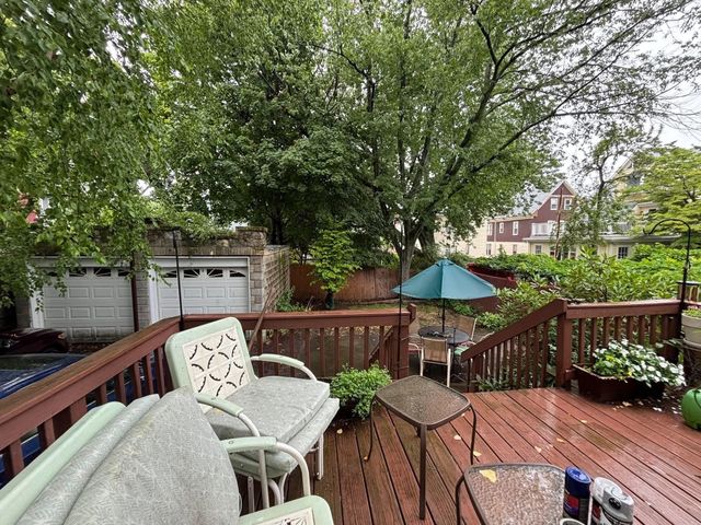 90 Central St, Somerville, MA 02143