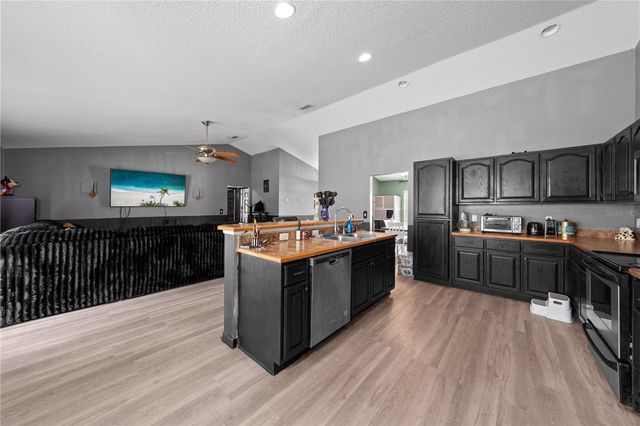 1965 MUSTANG COURT, St Cloud, FL 34771