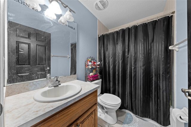 1965 MUSTANG COURT, St Cloud, FL 34771