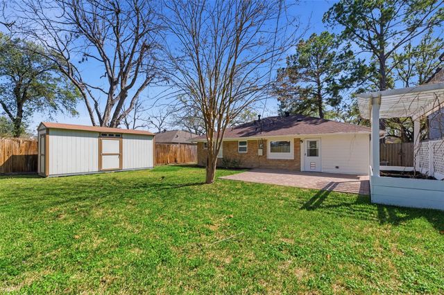 2210 Wakefield Drive, Houston, TX 77018