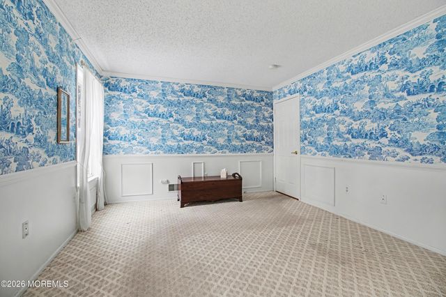 32 Sleepy Hollow Drive, Brick, NJ 08724