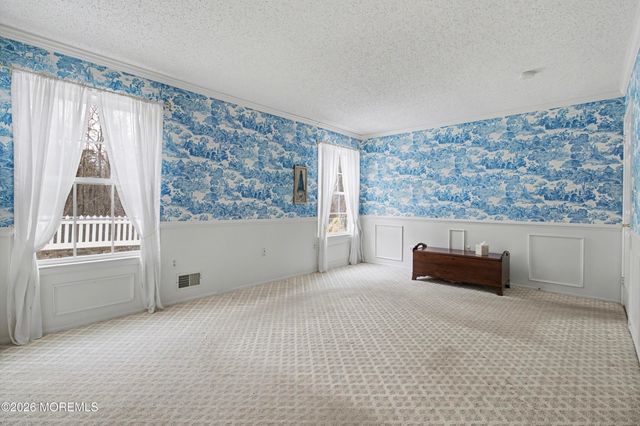 32 Sleepy Hollow Drive, Brick, NJ 08724