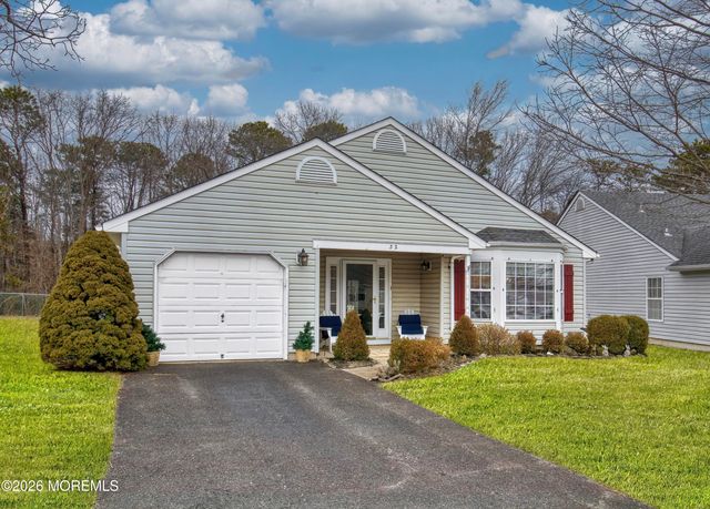 32 Sleepy Hollow Drive, Brick, NJ 08724