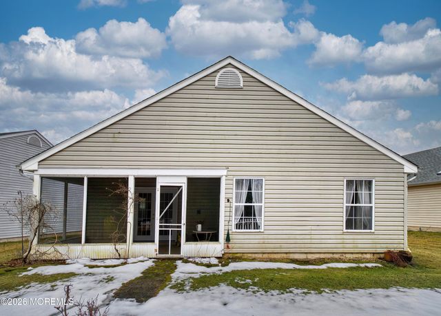 32 Sleepy Hollow Drive, Brick, NJ 08724