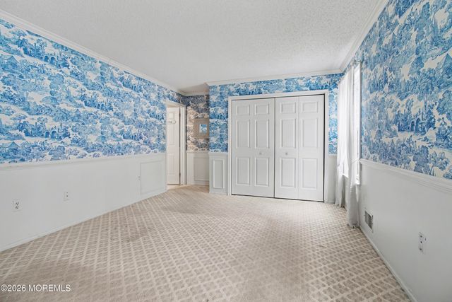 32 Sleepy Hollow Drive, Brick, NJ 08724