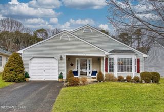 32 Sleepy Hollow Drive, Brick, NJ 08724