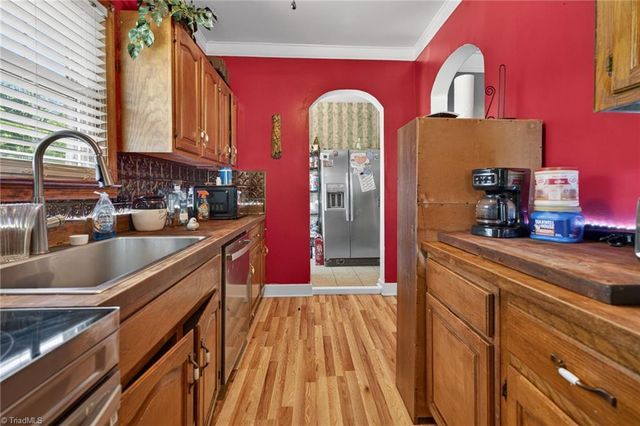 1305 E Meadow Road, Eden, NC 27288
