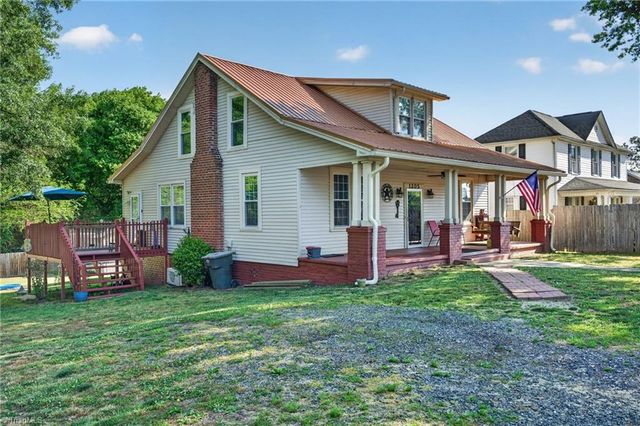 1305 E Meadow Road, Eden, NC 27288