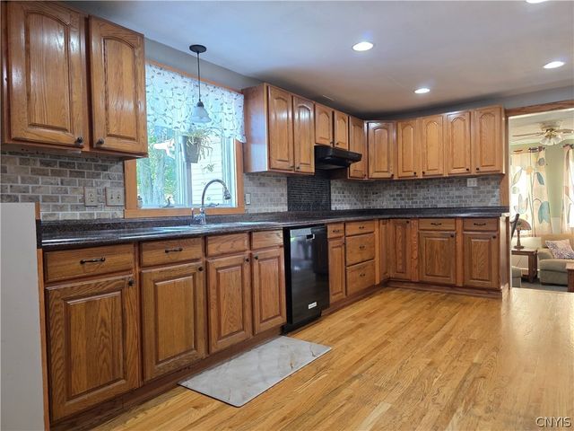 106 Thorndike Lane, Manlius, NY 13116