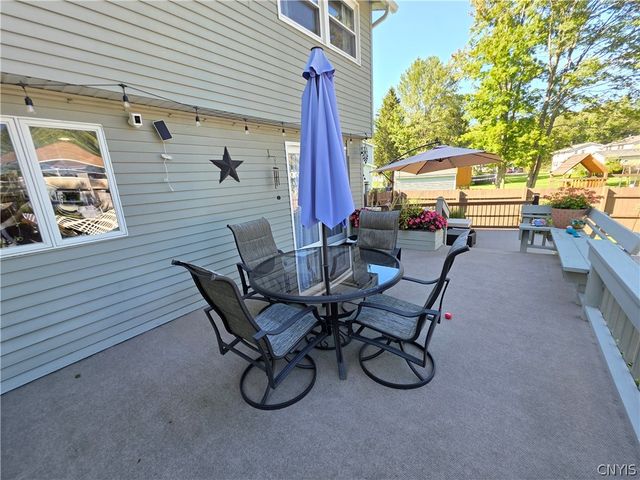 106 Thorndike Lane, Manlius, NY 13116