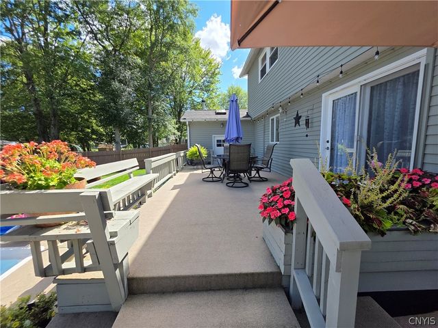 106 Thorndike Lane, Manlius, NY 13116