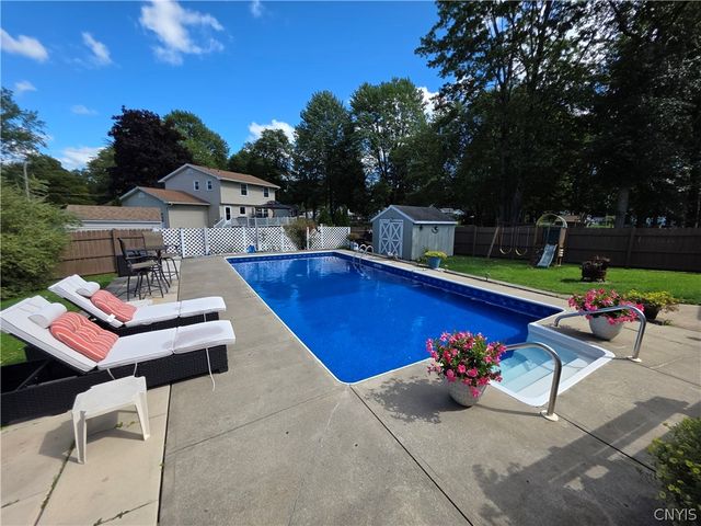 106 Thorndike Lane, Manlius, NY 13116