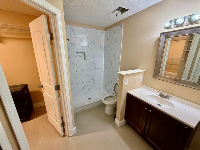 7029 DRURY STREET, Tampa, FL 33635
