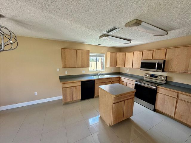 7029 DRURY STREET, Tampa, FL 33635