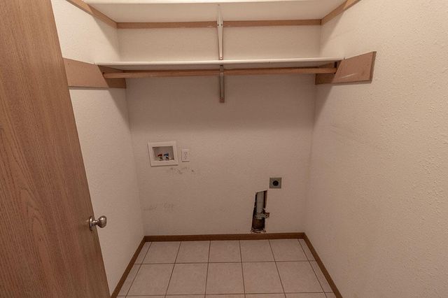 1610 TYPHOON DR, Columbia, MO 65202