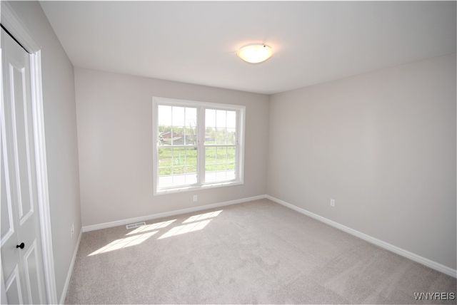 7 Knoche Way, Orchard Park, NY 14127