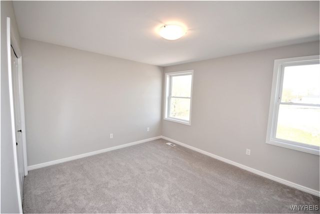 7 Knoche Way, Orchard Park, NY 14127