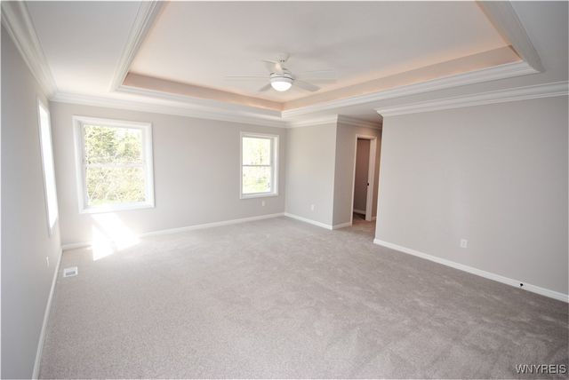 7 Knoche Way, Orchard Park, NY 14127