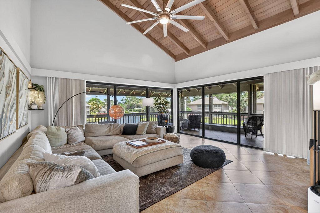 19963 Trevi Way, Boca Raton, FL 33434