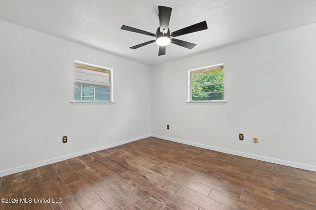 1525 31st Avenue, Gulfport, MS 39501