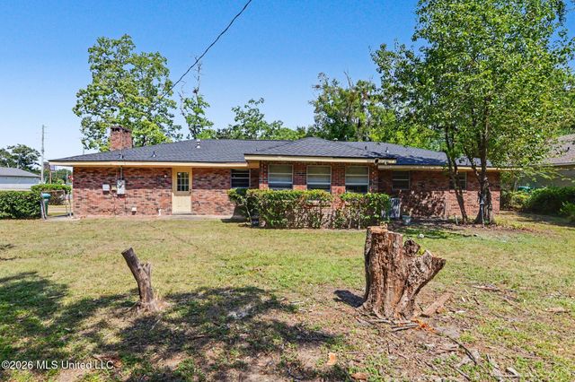 1525 31st Avenue, Gulfport, MS 39501