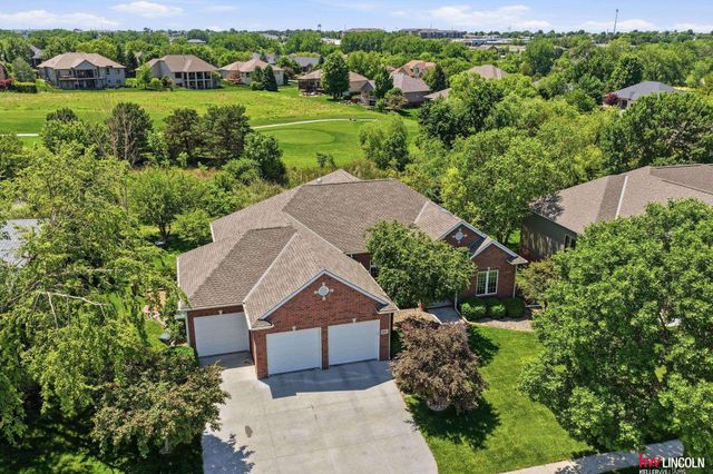 8601 Augusta Drive, Lincoln, NE 68526
