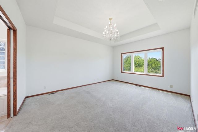 8601 Augusta Drive, Lincoln, NE 68526