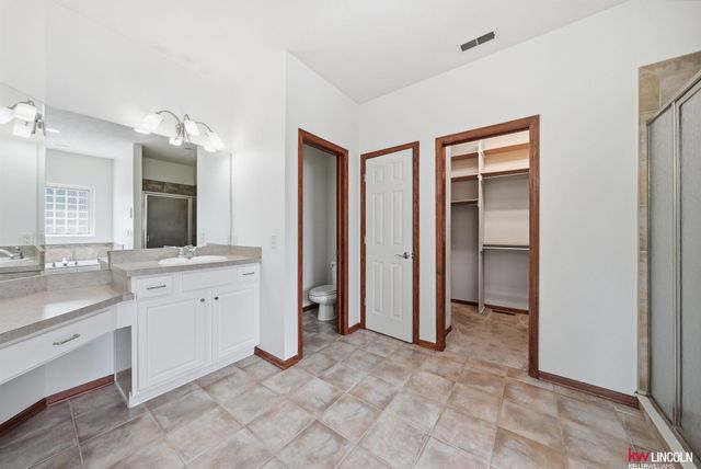 8601 Augusta Drive, Lincoln, NE 68526