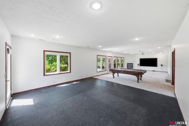 8601 Augusta Drive, Lincoln, NE 68526