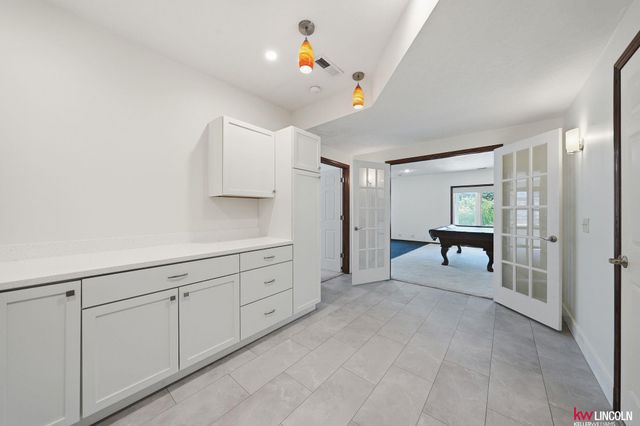 8601 Augusta Drive, Lincoln, NE 68526