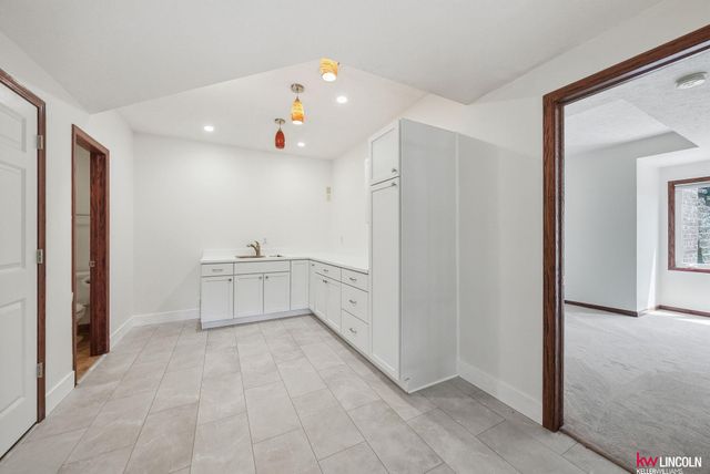 8601 Augusta Drive, Lincoln, NE 68526