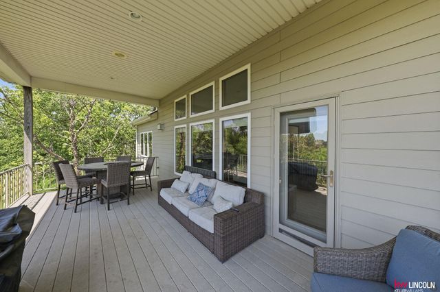 8601 Augusta Drive, Lincoln, NE 68526