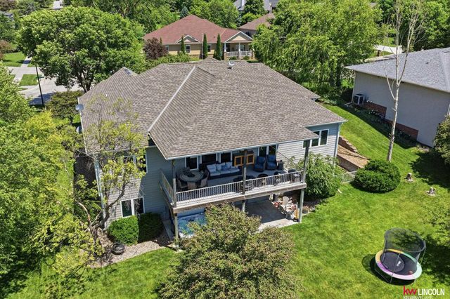 8601 Augusta Drive, Lincoln, NE 68526