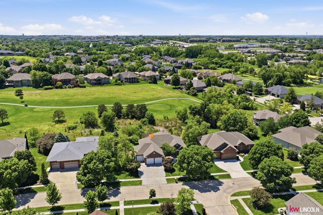 8601 Augusta Drive, Lincoln, NE 68526