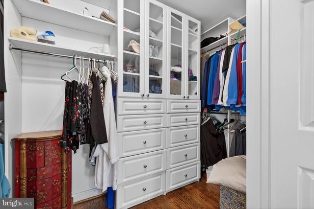 14 FAIRWOOD CT, Rockville, MD 20850