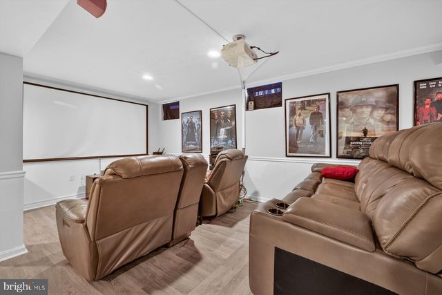 14 FAIRWOOD CT, Rockville, MD 20850