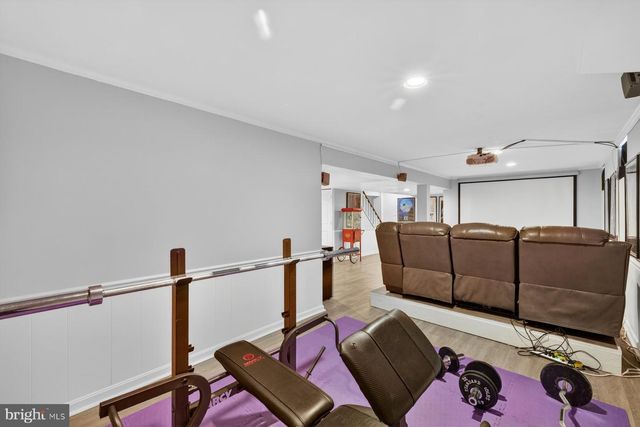 14 FAIRWOOD CT, Rockville, MD 20850