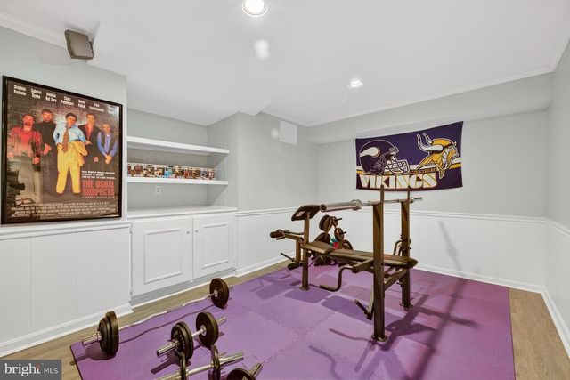 14 FAIRWOOD CT, Rockville, MD 20850