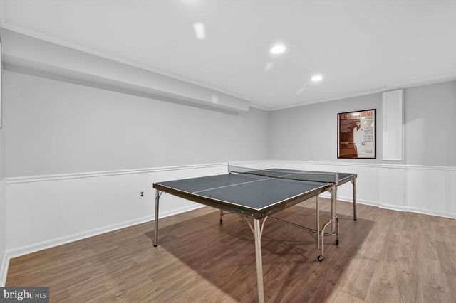 14 FAIRWOOD CT, Rockville, MD 20850